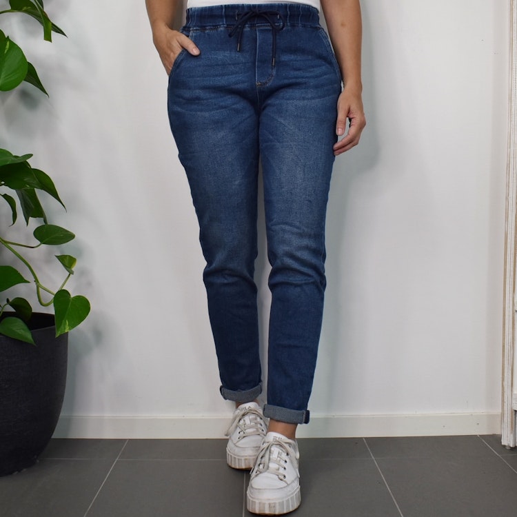 Jeans Resårmidja och Knytband MÖRK BLÅ - 3D Denim