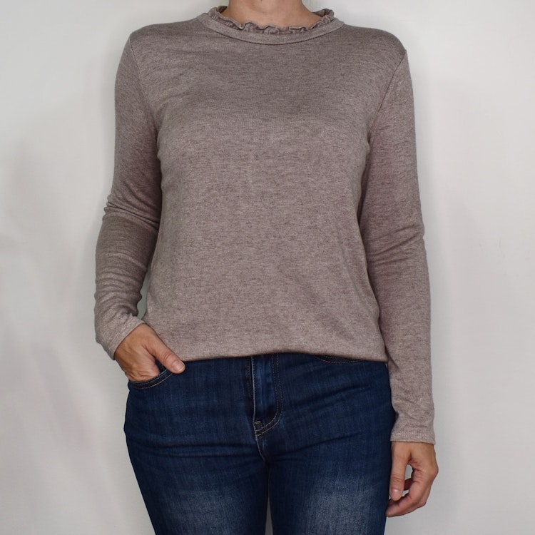 Tröja Volang TAUPE