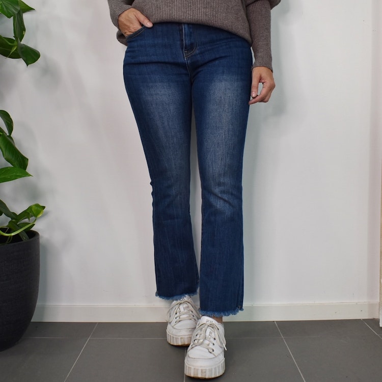 Jeans Flare med Fransar MÖRK BLÅ - 3D Denim