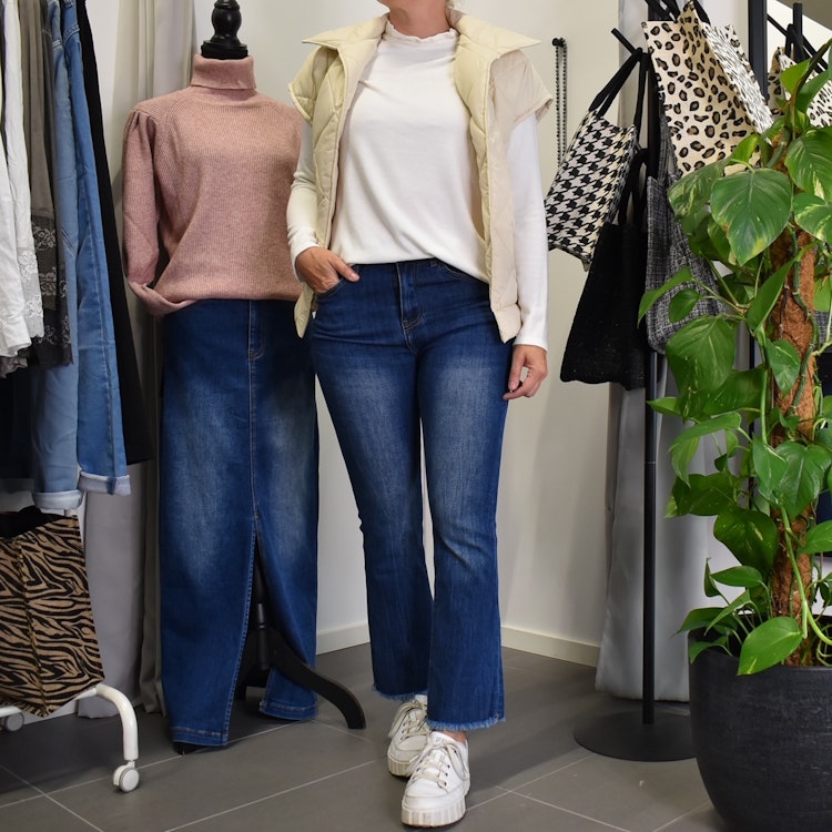 Jeans Flare med Fransar MÖRK BLÅ - 3D Denim
