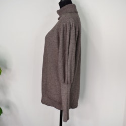 Stickad Polotröja Med Puffärm TAUPE