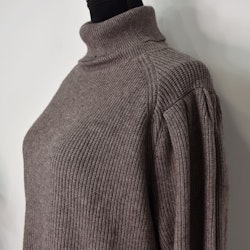 Stickad Polotröja Med Puffärm TAUPE