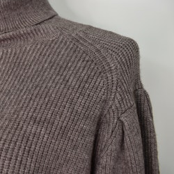 Stickad Polotröja Med Puffärm TAUPE