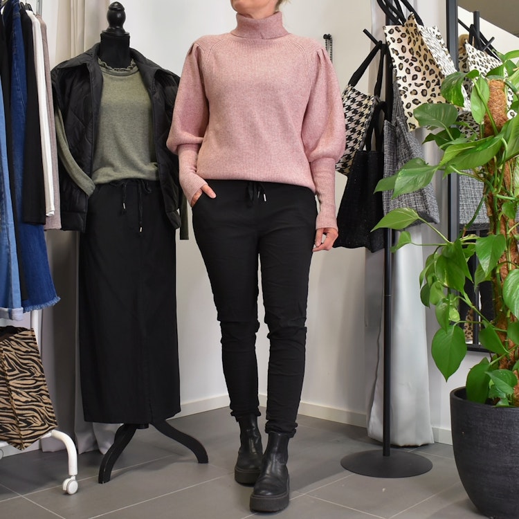 Stickad Polotröja Med Puffärm ROSE