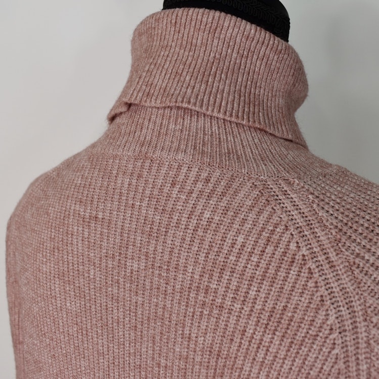 Stickad Polotröja Med Puffärm ROSE