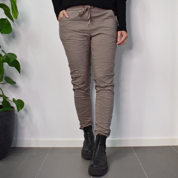 Stretchig Byxa TAUPE