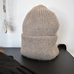 Stickad Mössa Glitter TAUPE