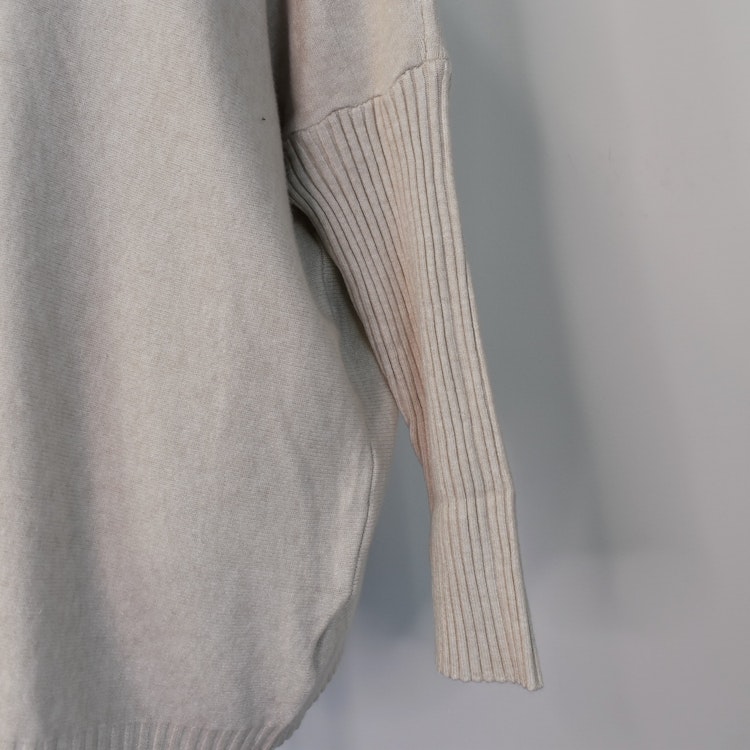 Finstickad Tröja Over Sized BEIGE