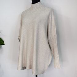 Finstickad Tröja Over Sized BEIGE