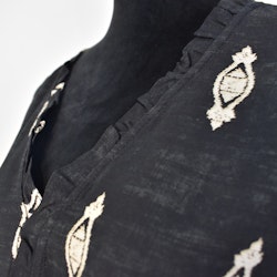 Blus Mayra Mönstrad SVART - Marta du Chateau