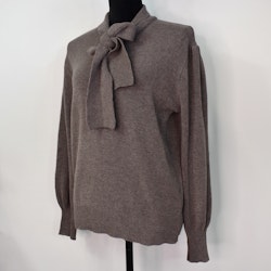 Finstickad tröja med knyt TAUPE