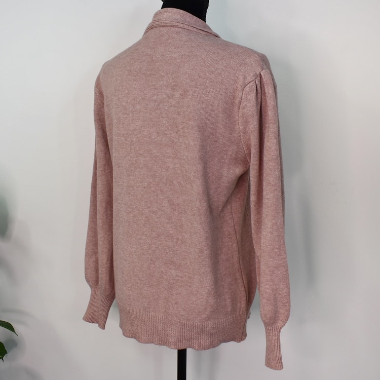 Finstickad tröja med knyt ROSE