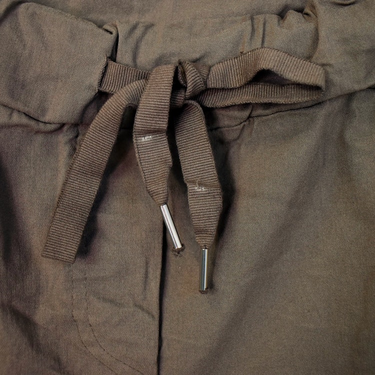 Stretchig Byxa MÖRK TAUPE