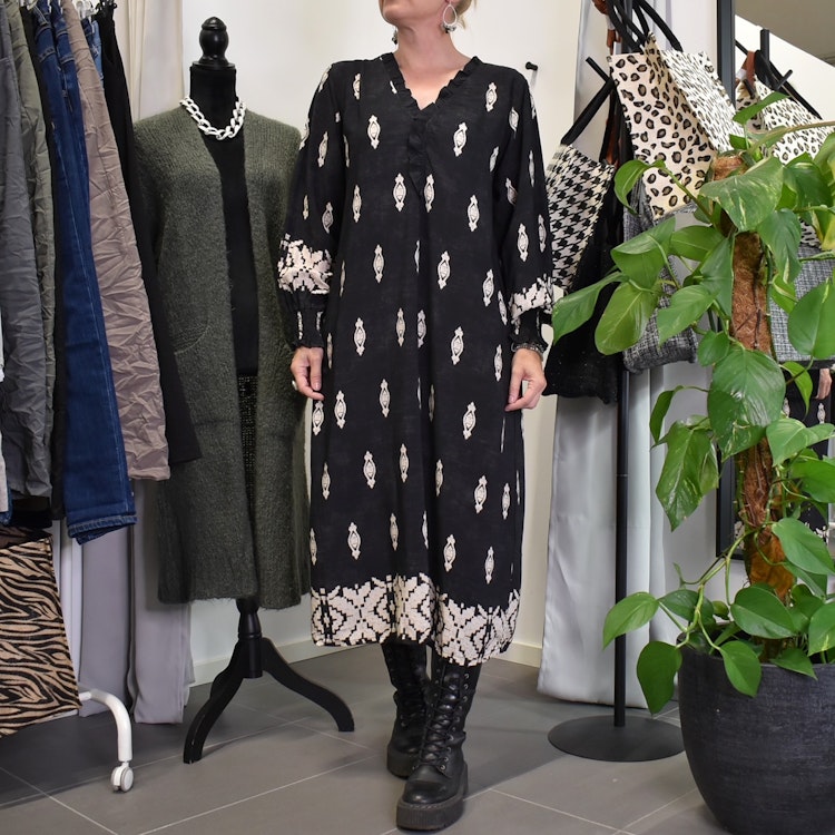 Klänning Mariana Mönstrad SVART - Marta du Chateau