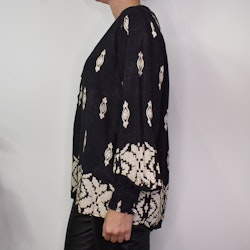 Blus Mayra Mönstrad SVART - Marta du Chateau