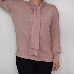 Finstickad tröja med knyt ROSE