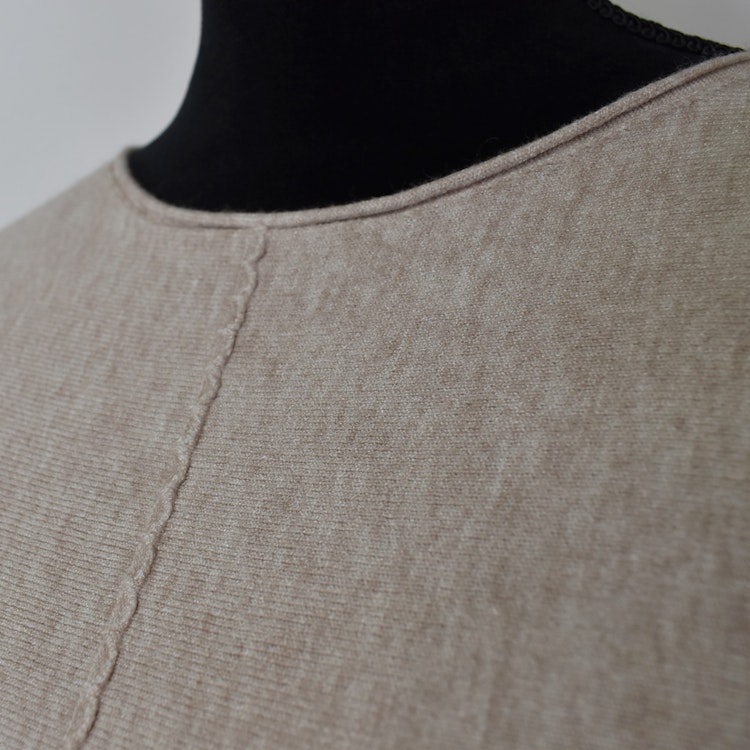 Stickad Tröja Isa BEIGE - Mix By Heart