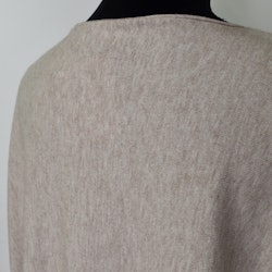 Stickad Tröja Isa BEIGE - Mix By Heart