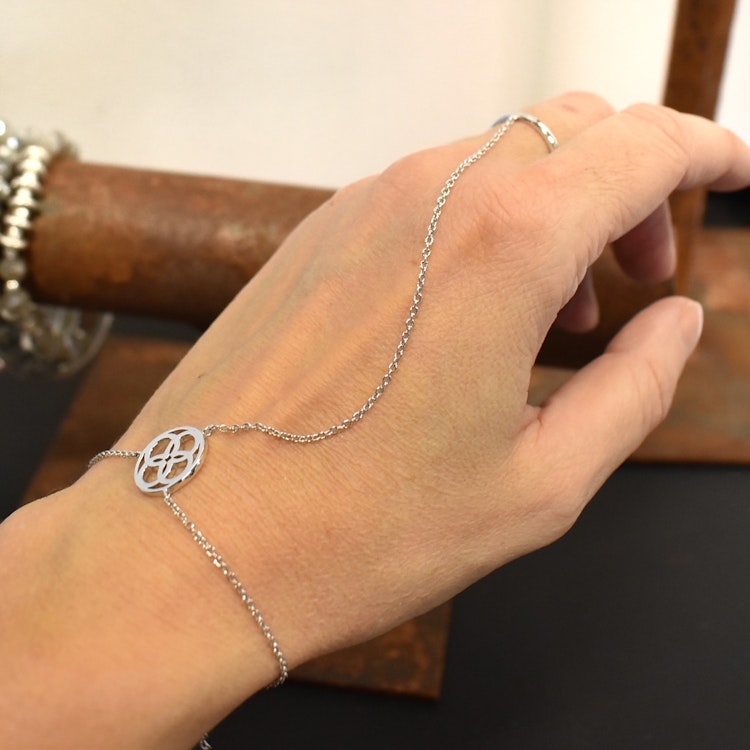 SECOND HAND Handring Sucevita SILVER Storlek 54 - Daily Elegance