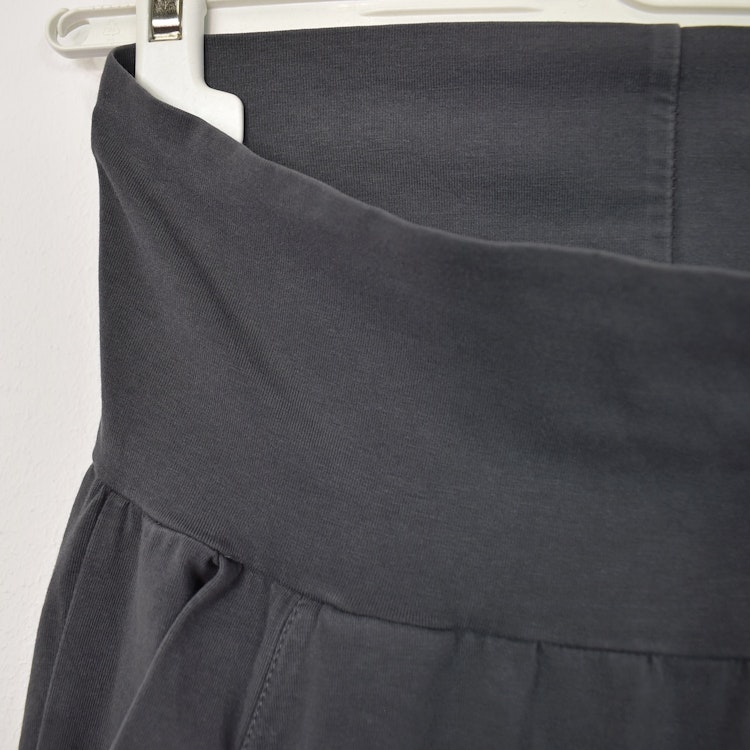 SECOND HAND Yogabyxa ECO Santosha GRÅ Storlek S - Santa Ni