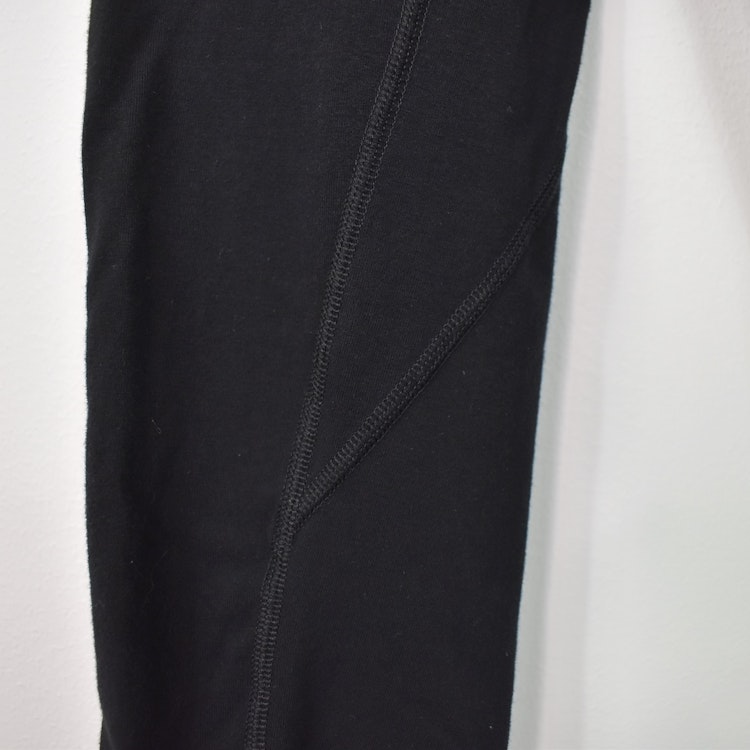 SECOND HAND Yogabyxa ECO Santosha SVART Storlek S - Santa Ni