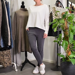 SECOND HAND Yogabyxa ECO Santosha GRÅ Storlek S - Santa Ni