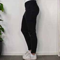 SECOND HAND Yogabyxa ECO Santosha SVART Storlek S - Santa Ni