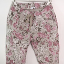 Stretchig Byxa Signe Blommig ROSA - Mix By Heart