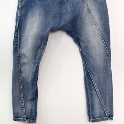 SECOND HAND Baggy Jeans BLÅ Storlek 34 - Place du Jour