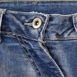 SECOND HAND Baggy Jeans BLÅ Storlek 34 - Place du Jour