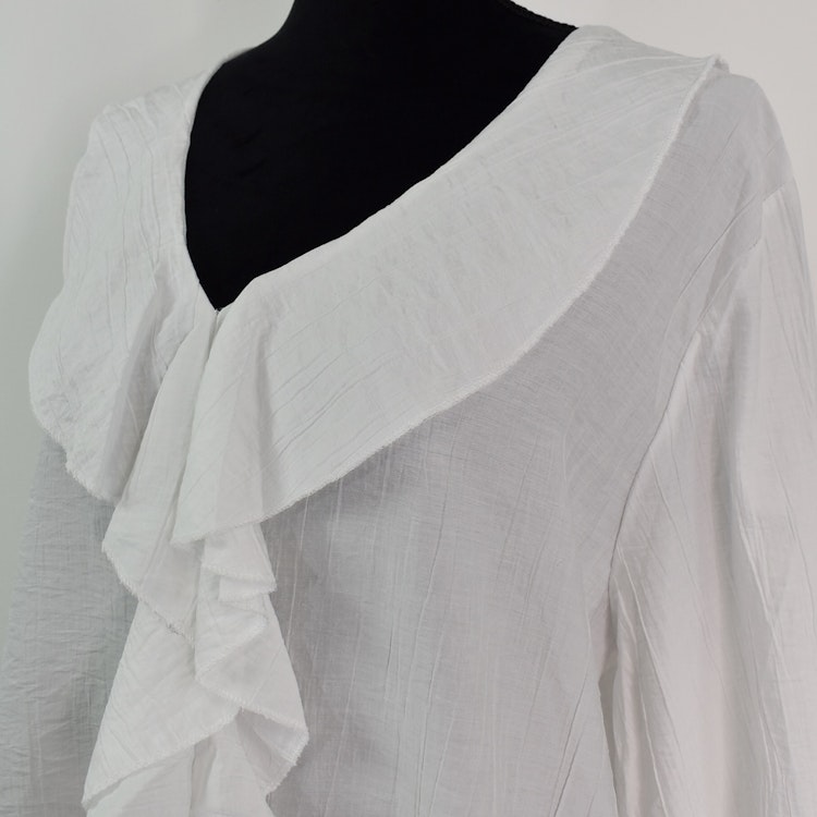 Blus Ribecka VIT - Mix By Heart