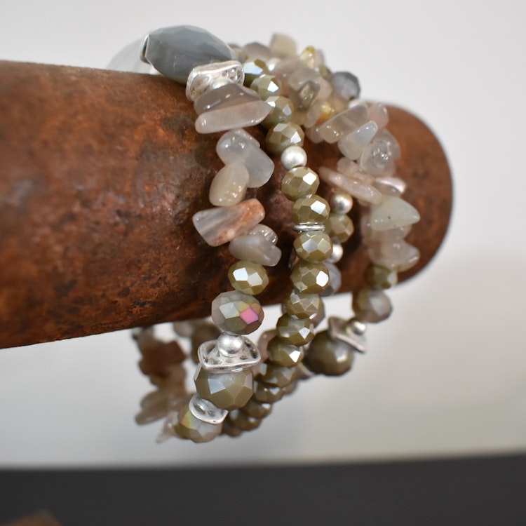 Armband Julia GRÅ - The Moshi