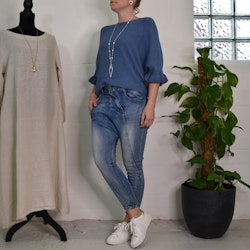 SECOND HAND Baggy Jeans BLÅ Storlek 34 - Place du Jour