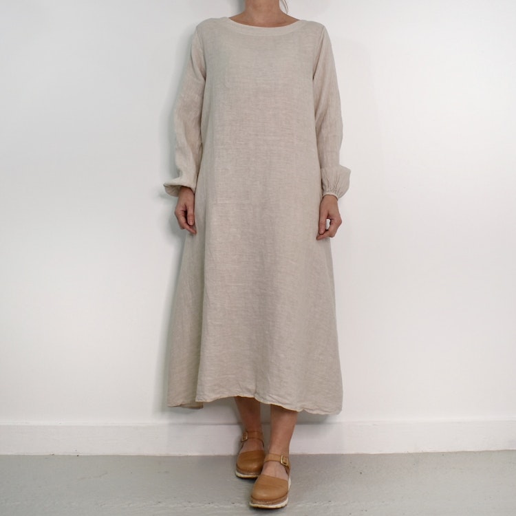 Linneklänning BEIGE