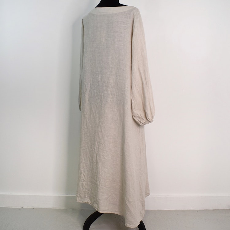 Linneklänning BEIGE