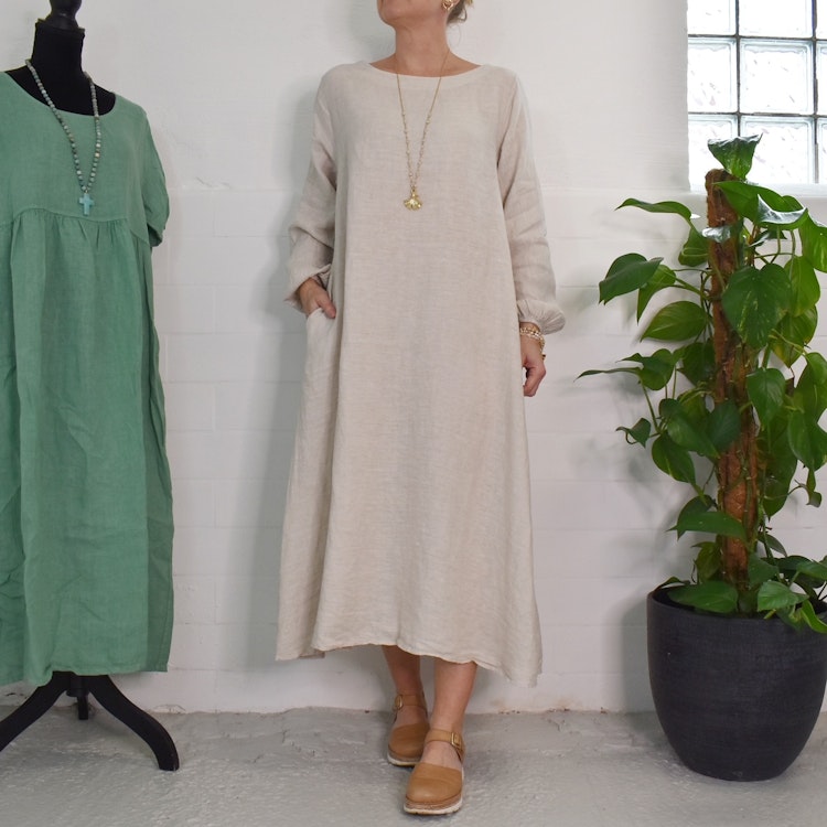 Linneklänning BEIGE