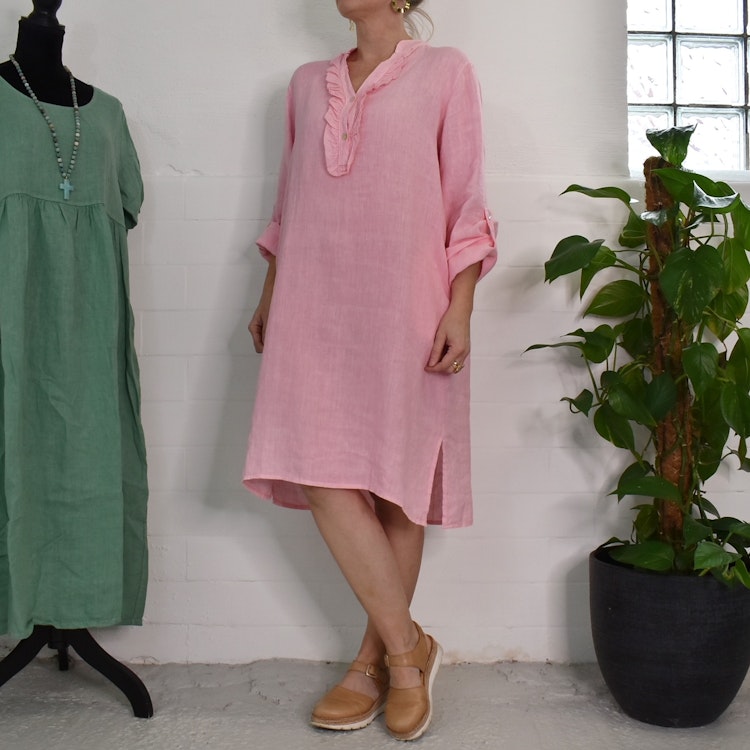 Kort Linneklänning med Krås ROSA NEON