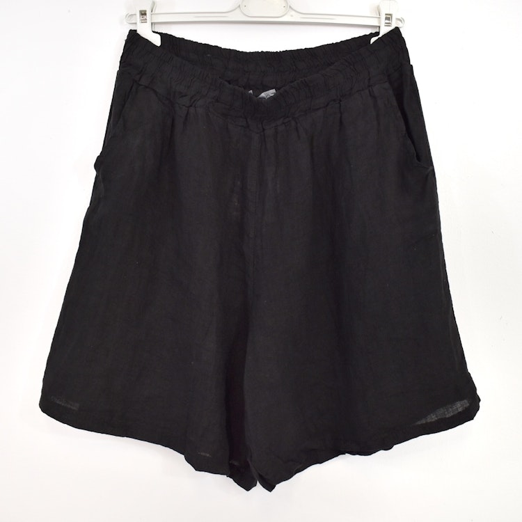 Linneshorts Lindy SVART - Mix By Heart