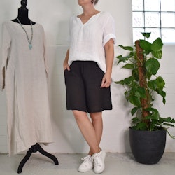 Linneshorts Lindy SVART - Mix By Heart
