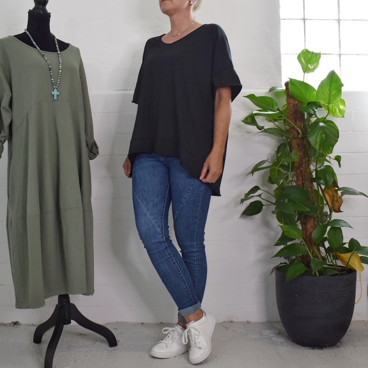 T-shirt Over Sized Janna SVART - Marta du Chateau