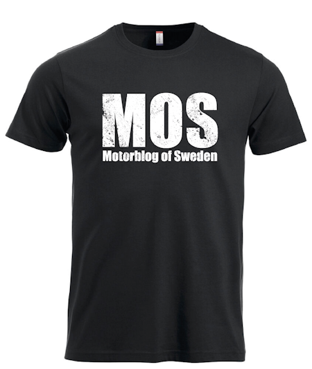 Svart T-shirt "MOS"