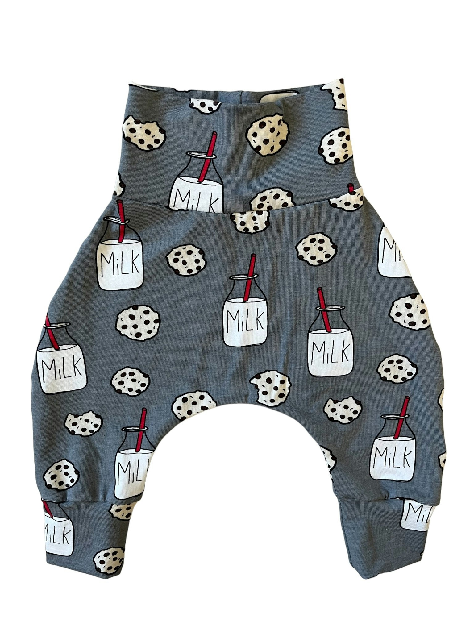 Färdiga babybyxor 50/56