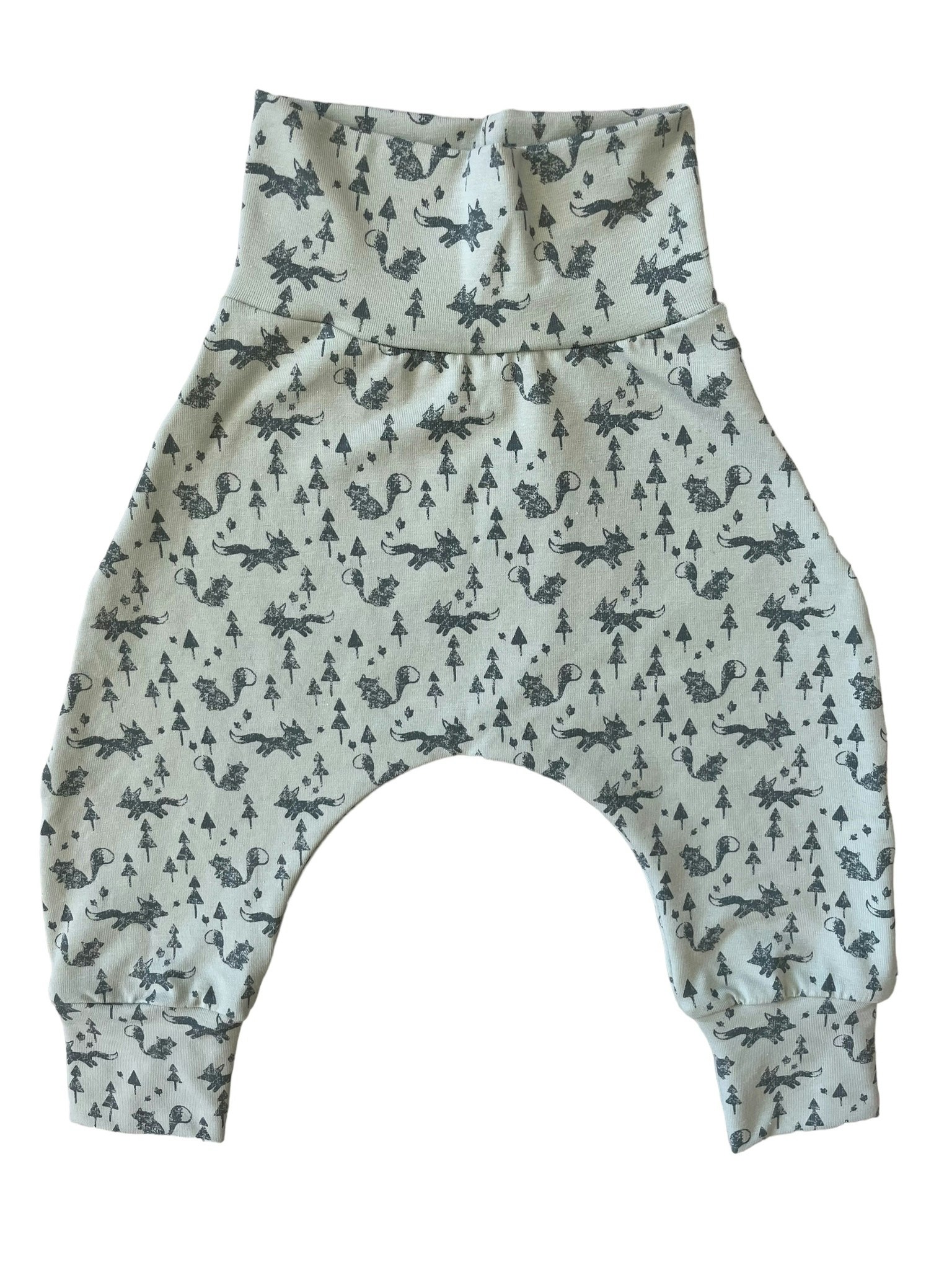 Färdiga babybyxor 62/68