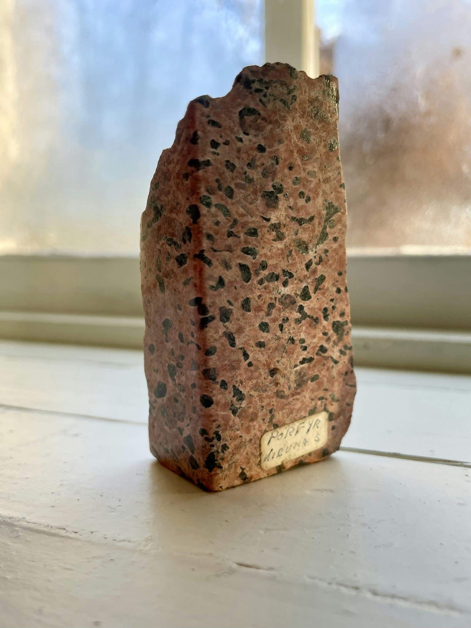 Porfyr råa & slipade
