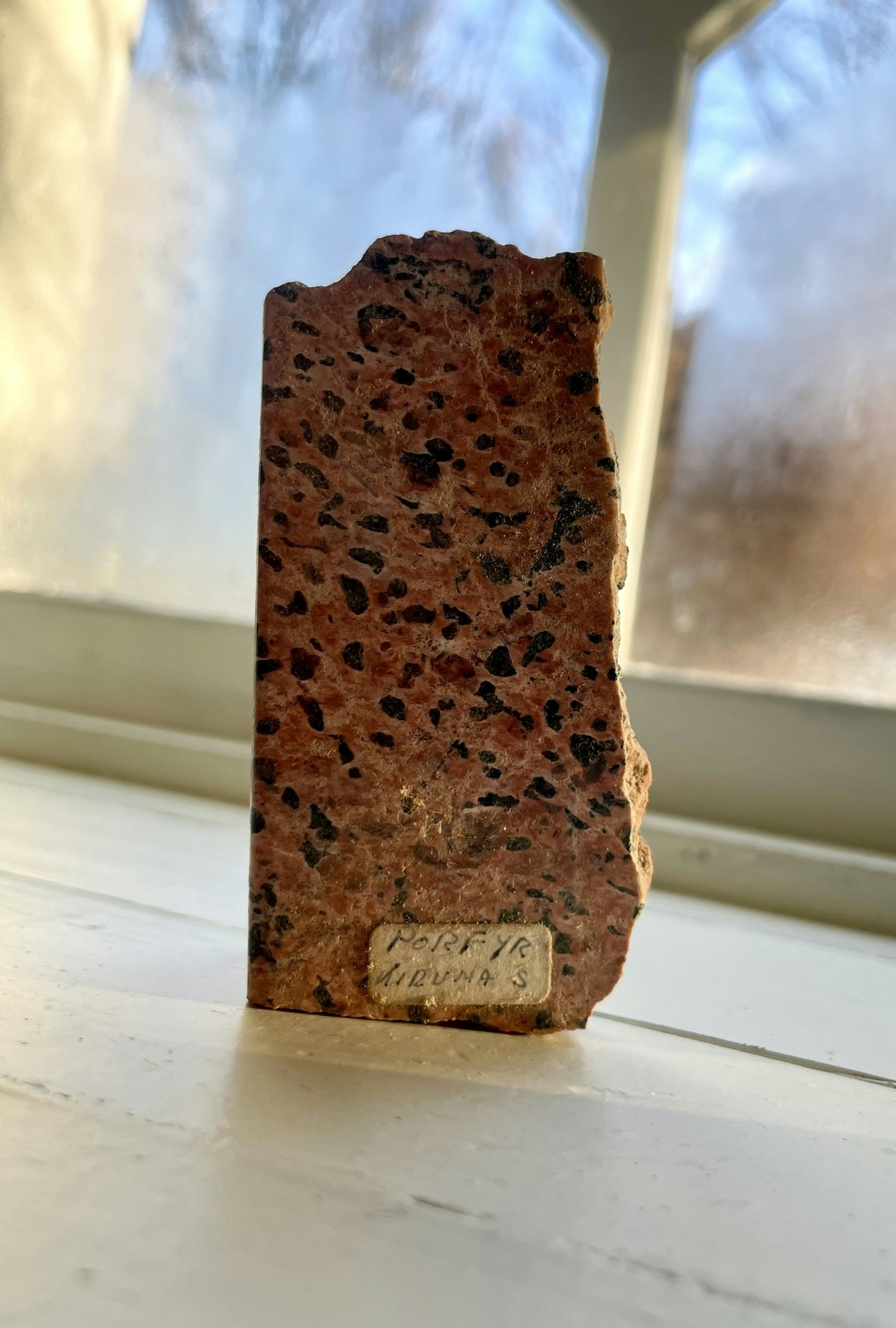Porfyr råa & slipade