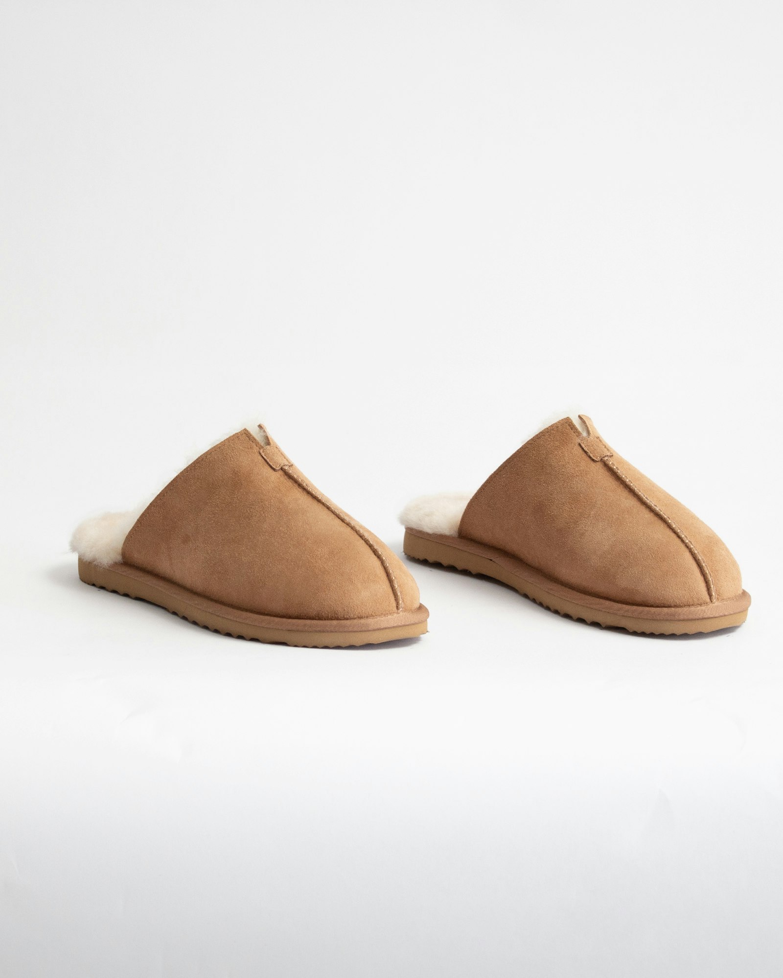 STAVANGER Fårskinnstofflor, Beige