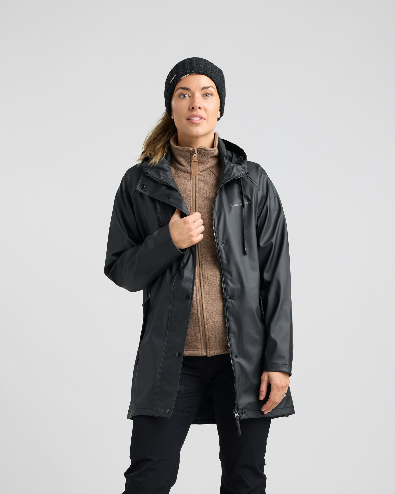 TRUE Raincoat w hoodie, Svart -Dam - Haika Adventure AB