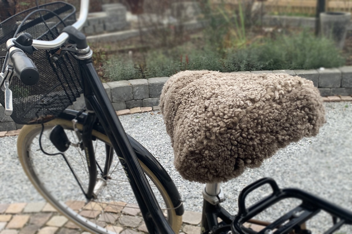 Överdrag för Cykelsadel 100% Äkta Fårskinn, Brun