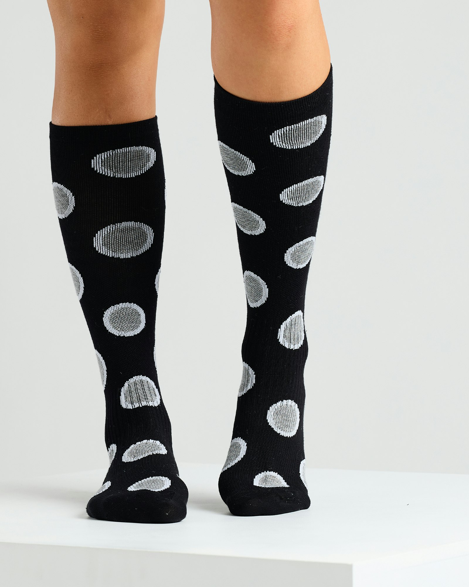 Bambu Stödstrumpa Big Dots, Svart  1-Par