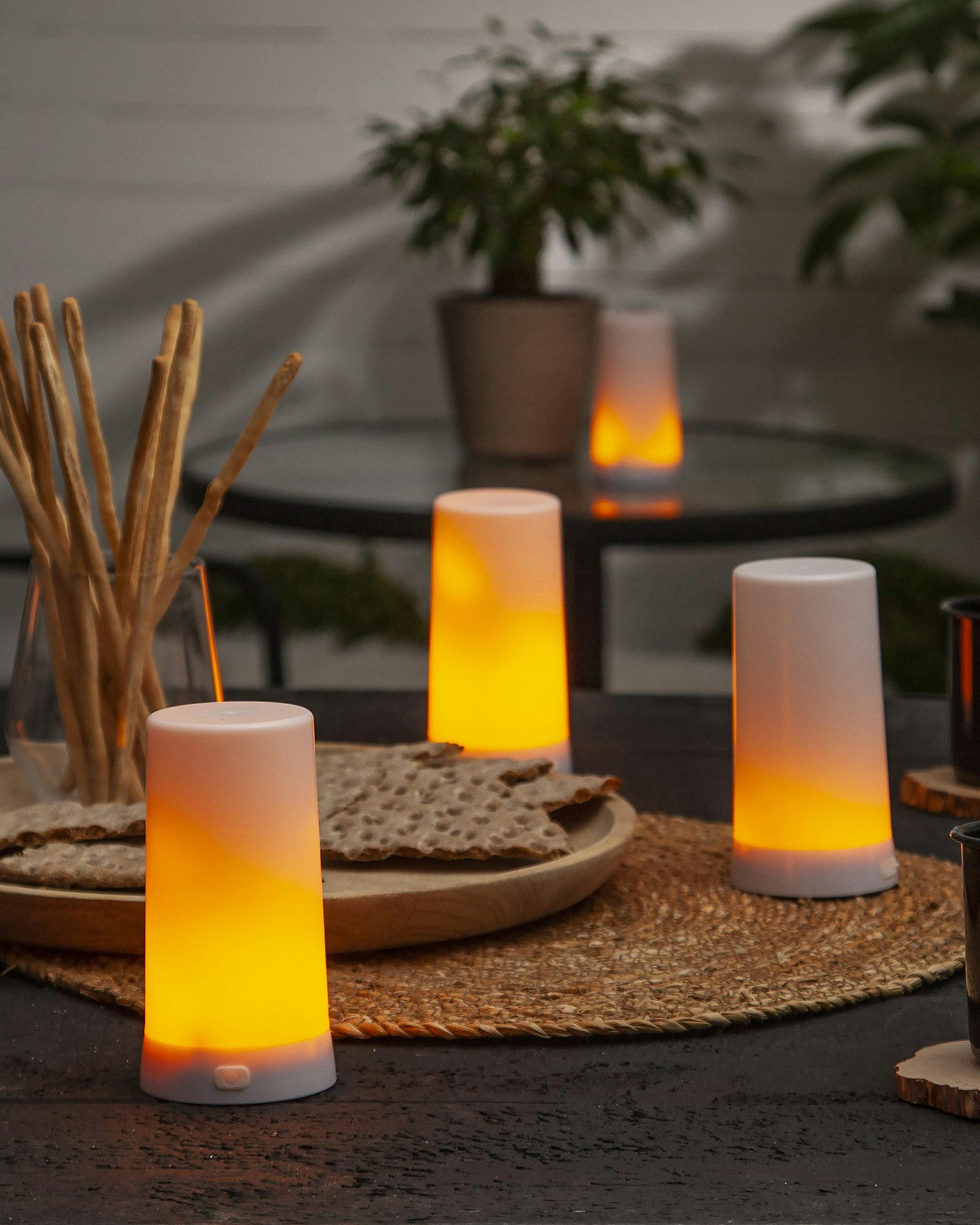 Start-Kit LED-Dinner Candles inklusive laddare Set av 5